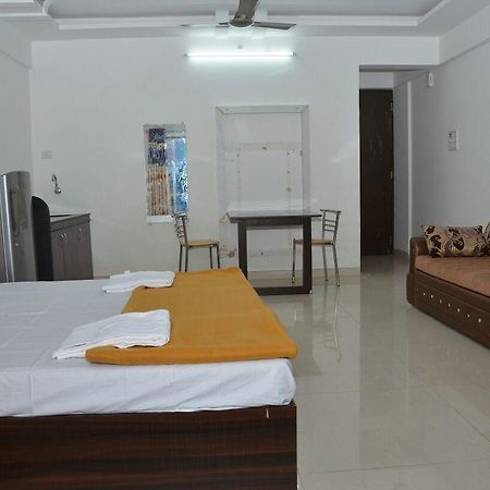 Nilaya Beach Resort Alībāg Exterior foto
